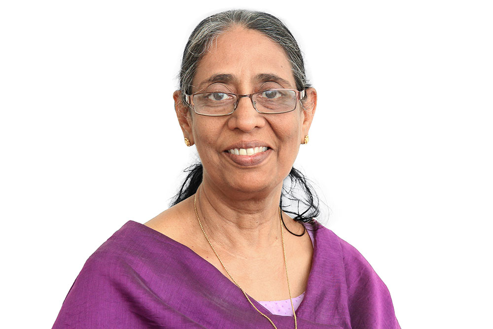 Dr. Elizabeth Abraham