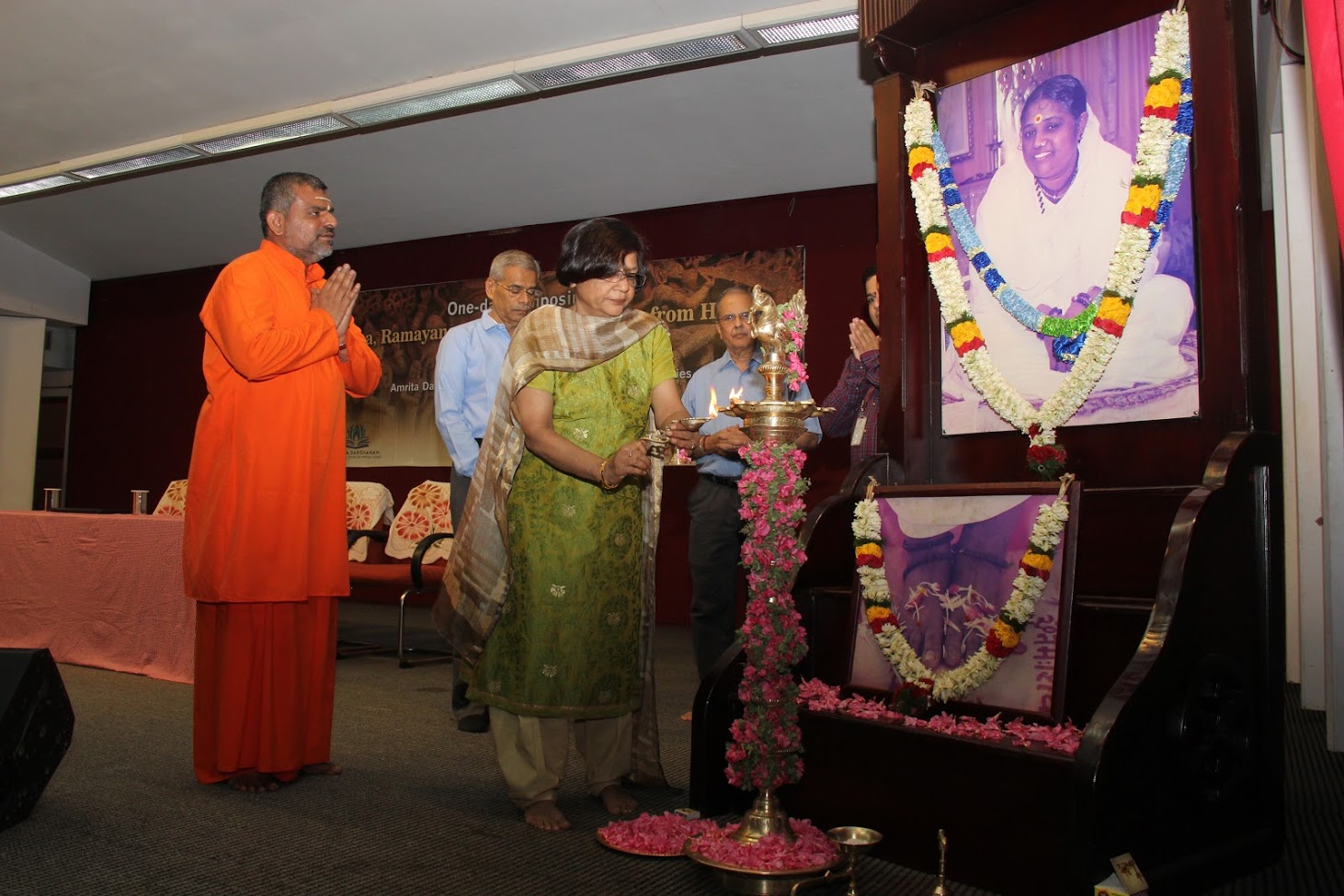amritahostssymposiumonrama,ramayanaandayodhyainsightsfromhistory9