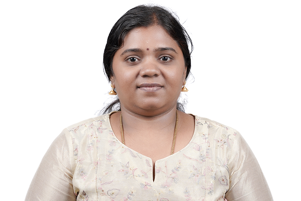 Priya R