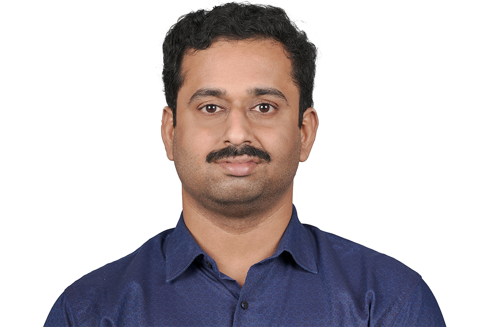 Dr. Sreeraag G