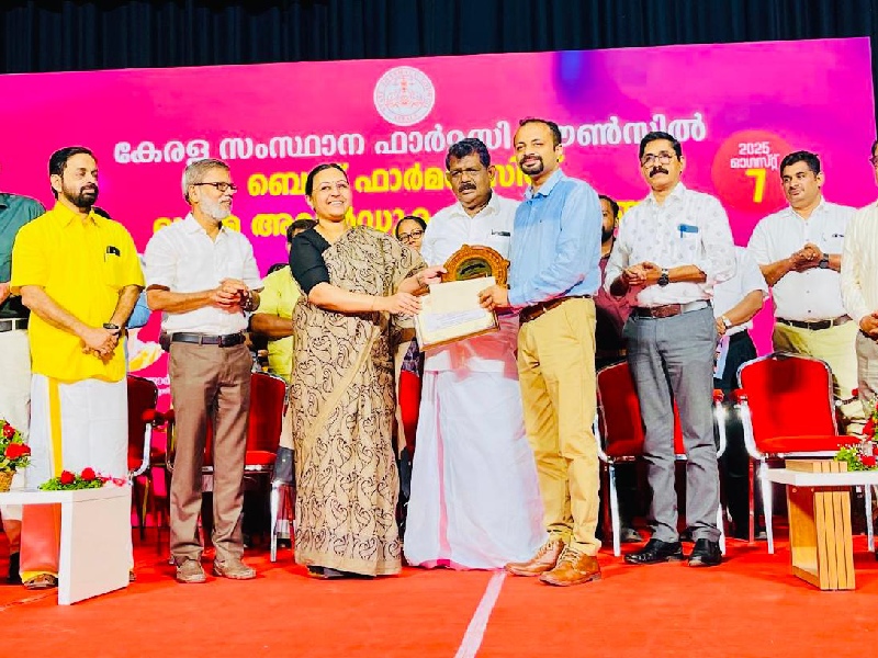 Amrita Professor Receives Best Pharmacy Teacher Award