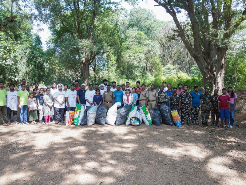 ASB Coimbatore Marks Amritavarsham 72 with Seed Ball Initiative and World Cleanup Day Drive