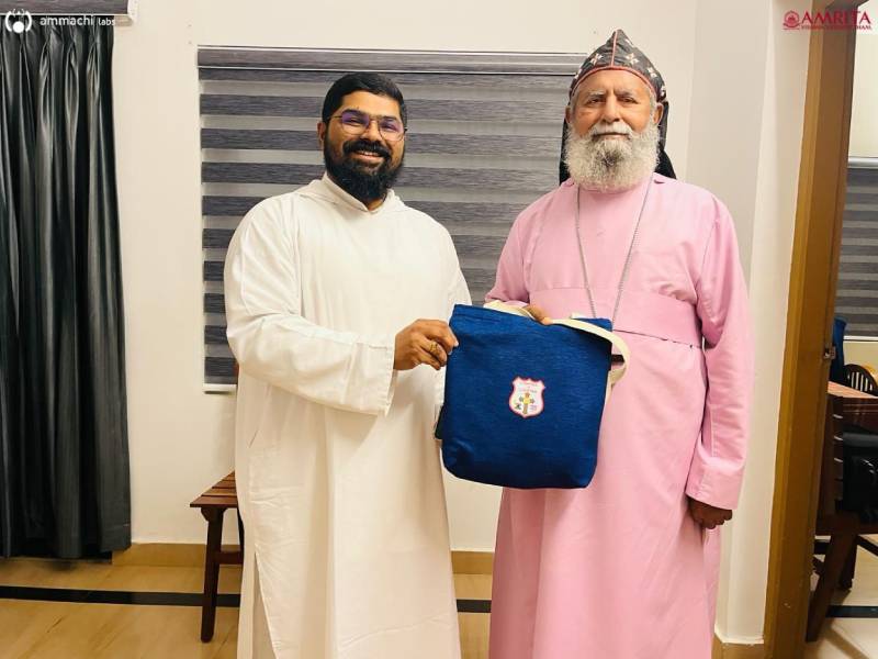 Women Artisans from Karunagappally Produce Conference Tote Bags under AMRITA SANKALP AVSAR Programme