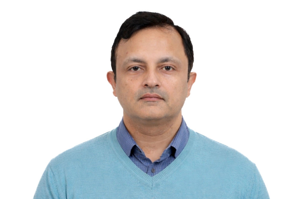Dr. Sandeep Saluja