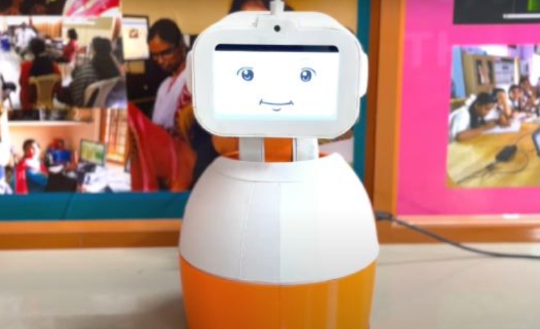 HaKsh-E: An AI-Powered Social Robot for Promoting Hand Hygiene 