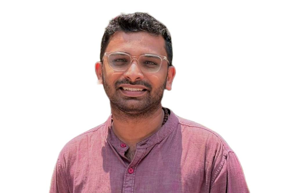 Dr. Mukil M. V.