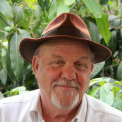 Dr. Sidney Strauss 