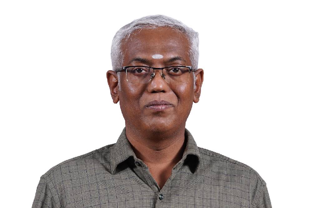 Dr. Ganesan M.